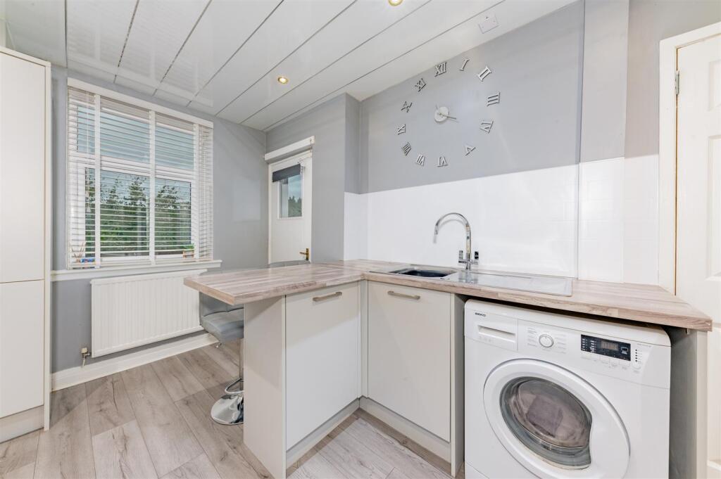 GL 20 Balerno Street Dundee-5.JPG