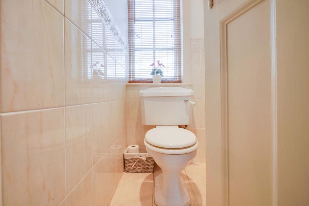 Separate WC