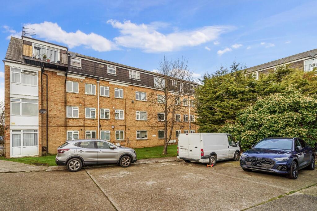 PACKHAM COURT (7).jpg