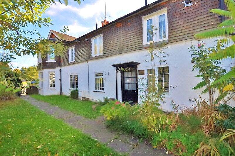 Broadford Road, Shalford, Guildford, Surrey, GU4