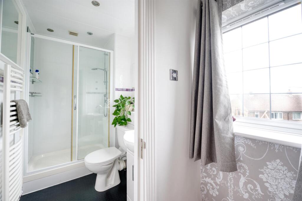 Bedroom One en-suite