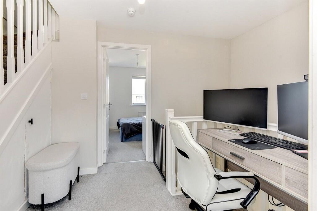 12688_50696_IMAGE...