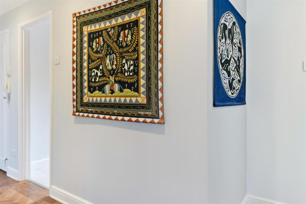 DOWNS LODGE COURT (6).jpg