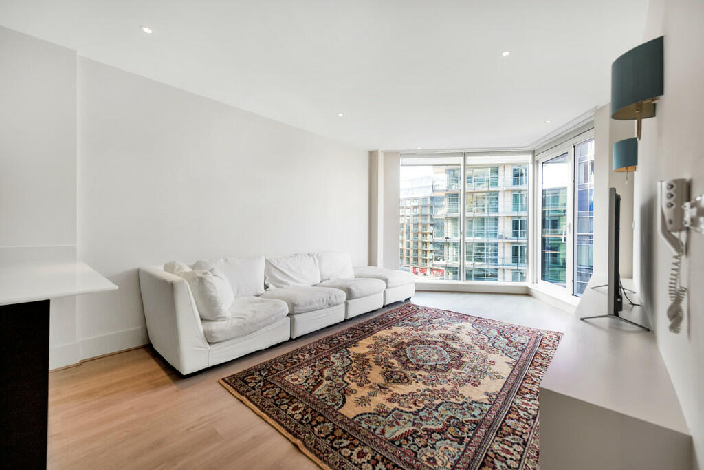 Living Area &amp;...