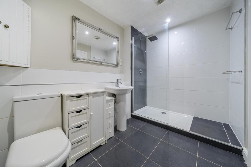 12-681b7f212f731-1286163-ARW-12 .jpg