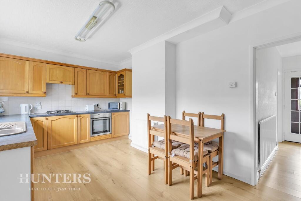 Dining kitchen