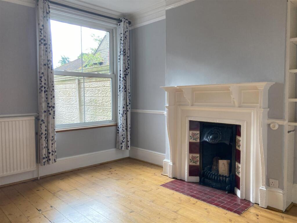 Dining Room Aug 2024.jpg