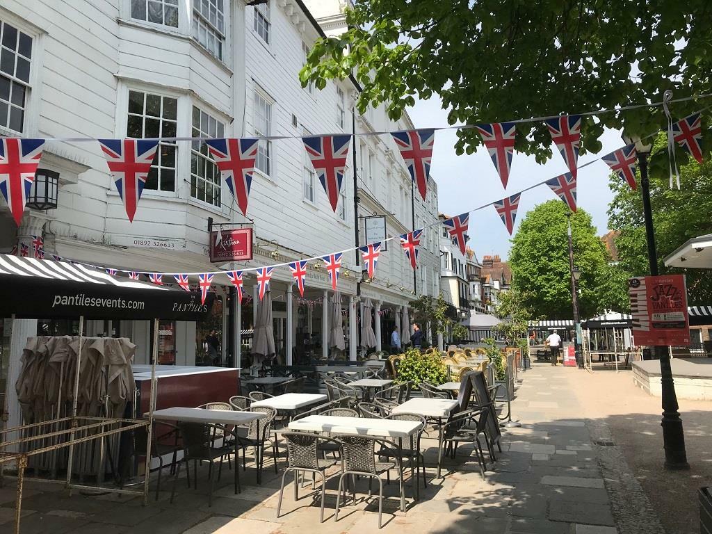 The Pantiles Cafes and Bars