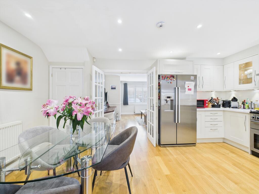 Kitchen/Breakfast Room