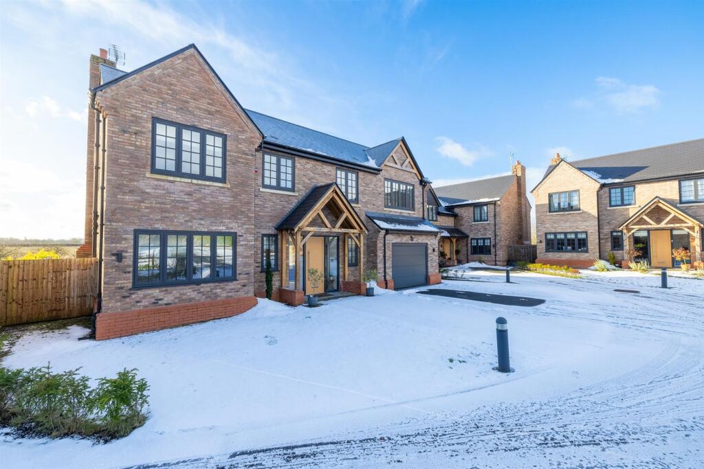 5 Stables Close-8.jpg