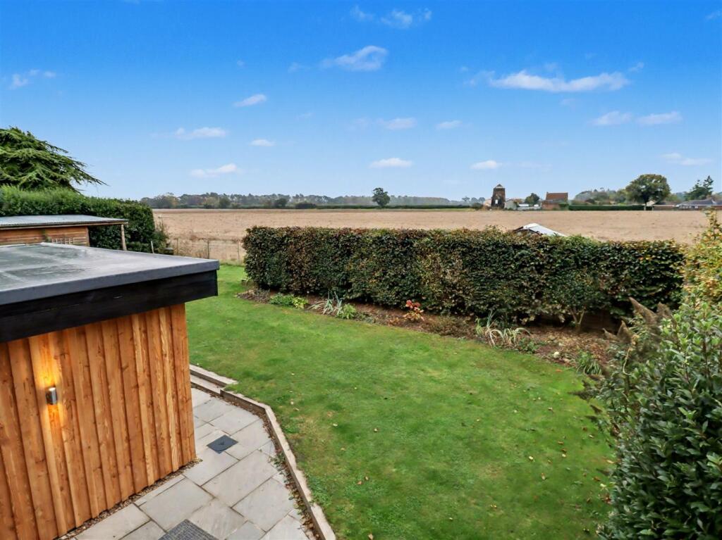 Farmland Views