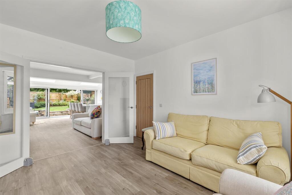 Sitting Room 2.jpg