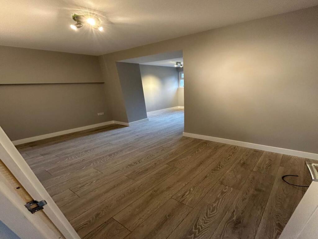 PHOTO-2025-10-07-16-