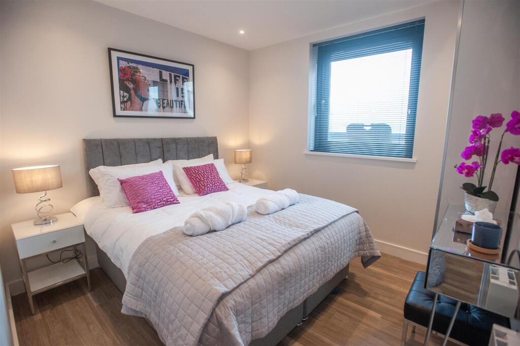 bedroom 23.jpeg