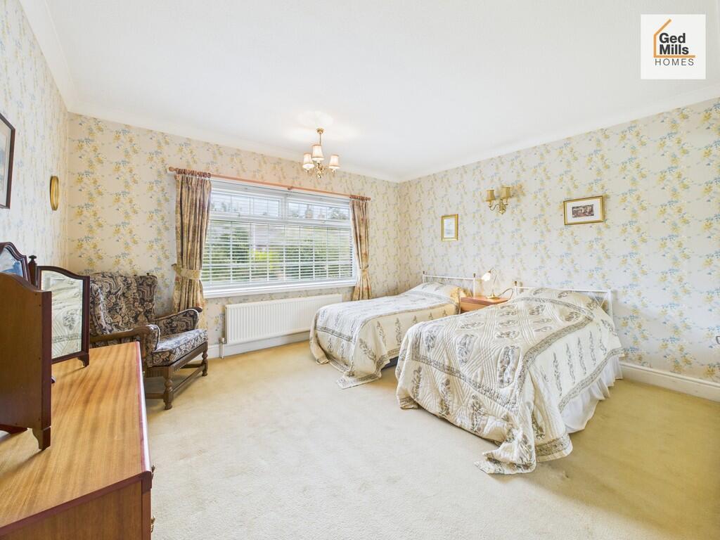 CAM04261G0-PR0103...