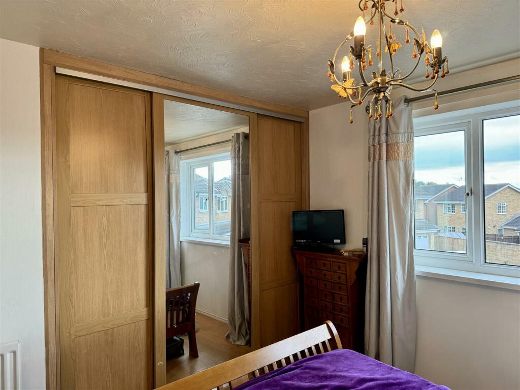 Principal bedroom