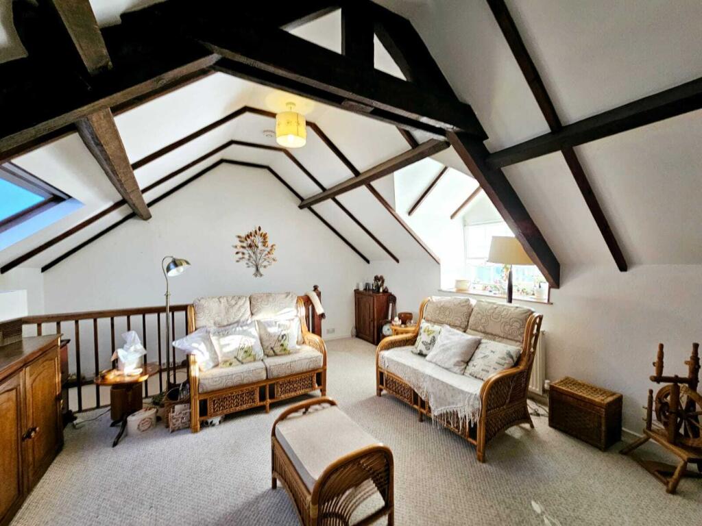 ec101279-75cf-412c-a076-c86d3d8c19ac