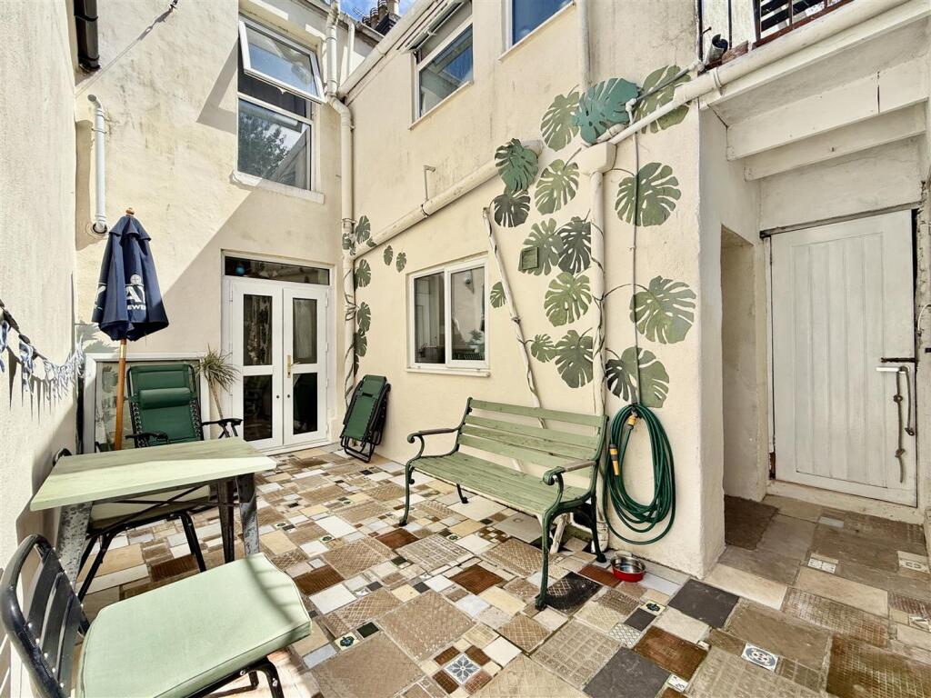 Rear  Courtyard.jpeg