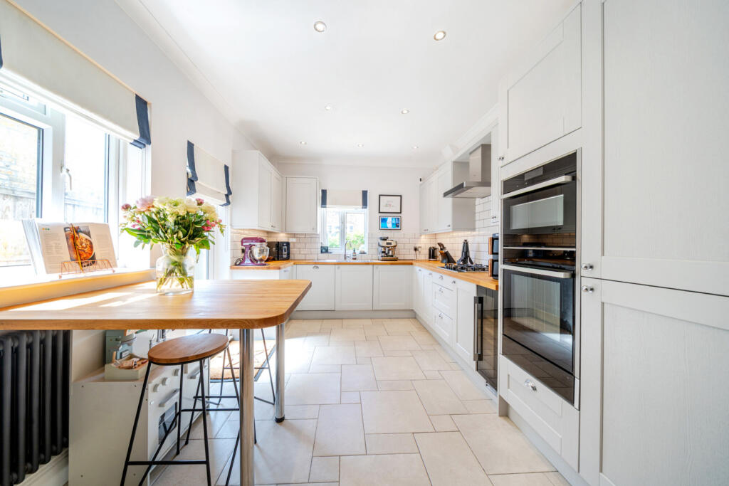 1306368-5-6850019...