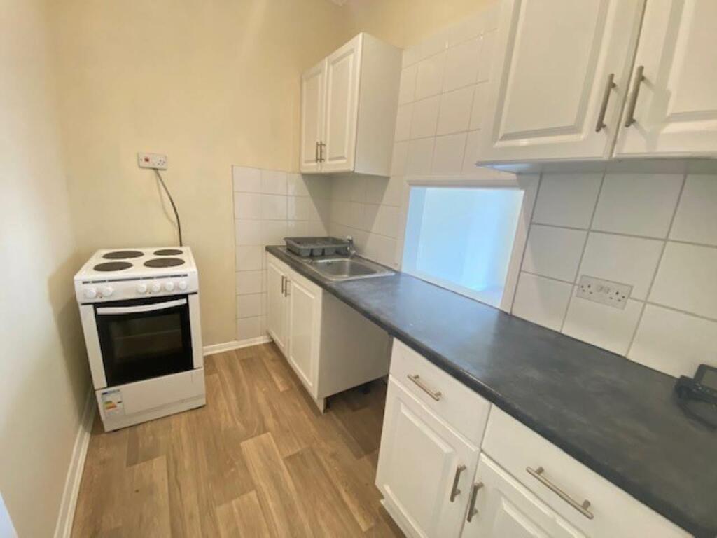 Kitchen pic 1