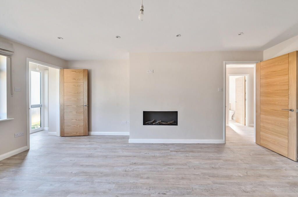 1317113-10-68624e...