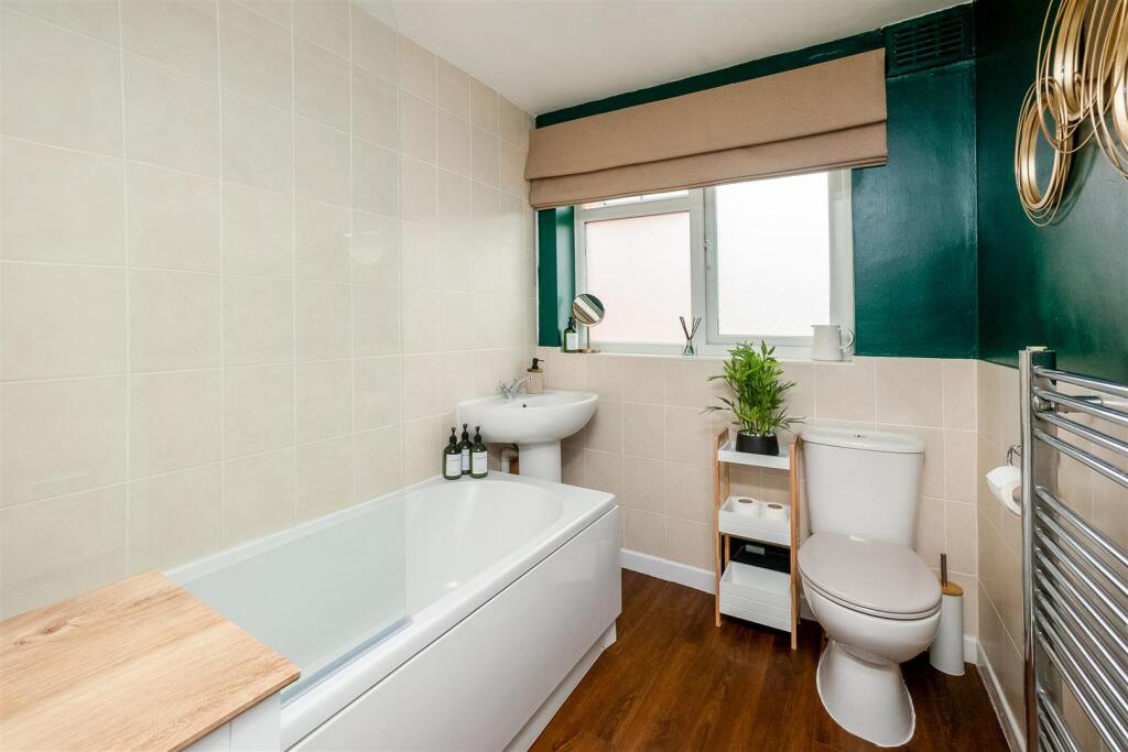 3 Broad Marston Road-19.jpg