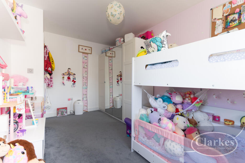 FC_038_49 KING EDWARD AVE_009