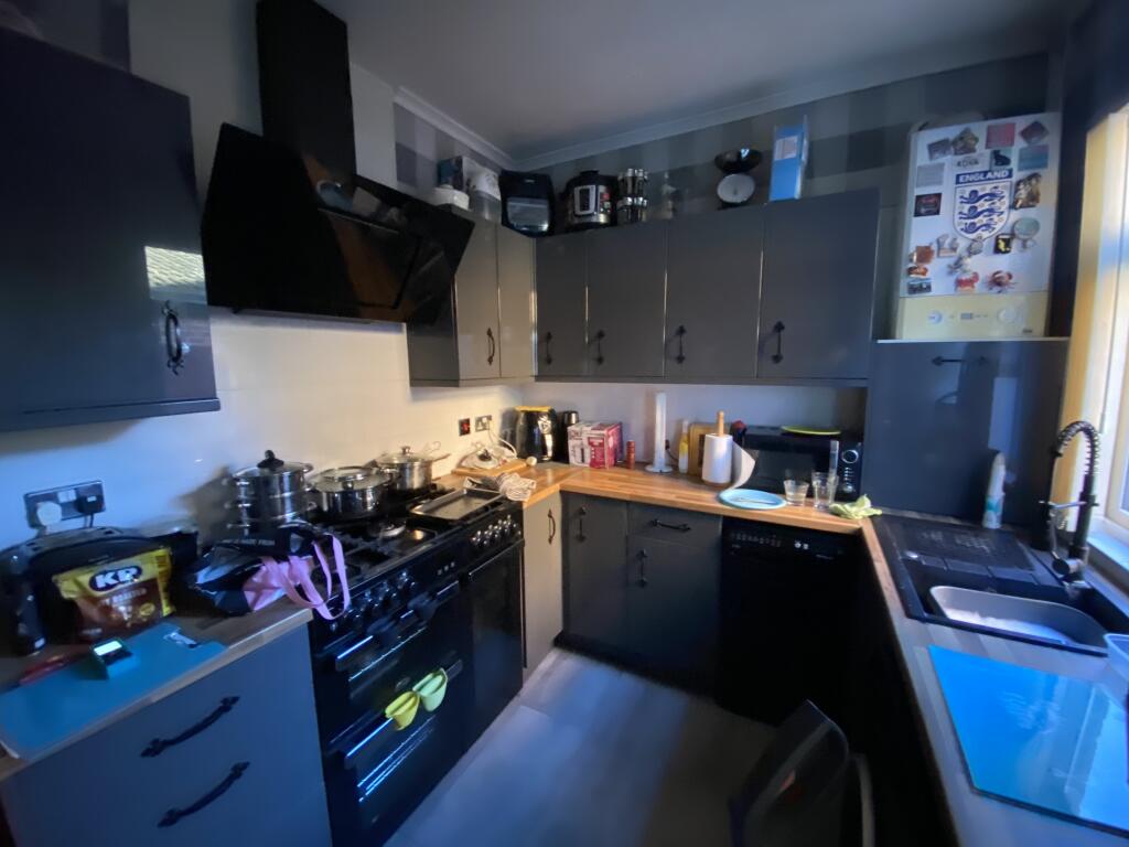 28 Victoria Street, Wigston, Leicestershire LE18 1AJ