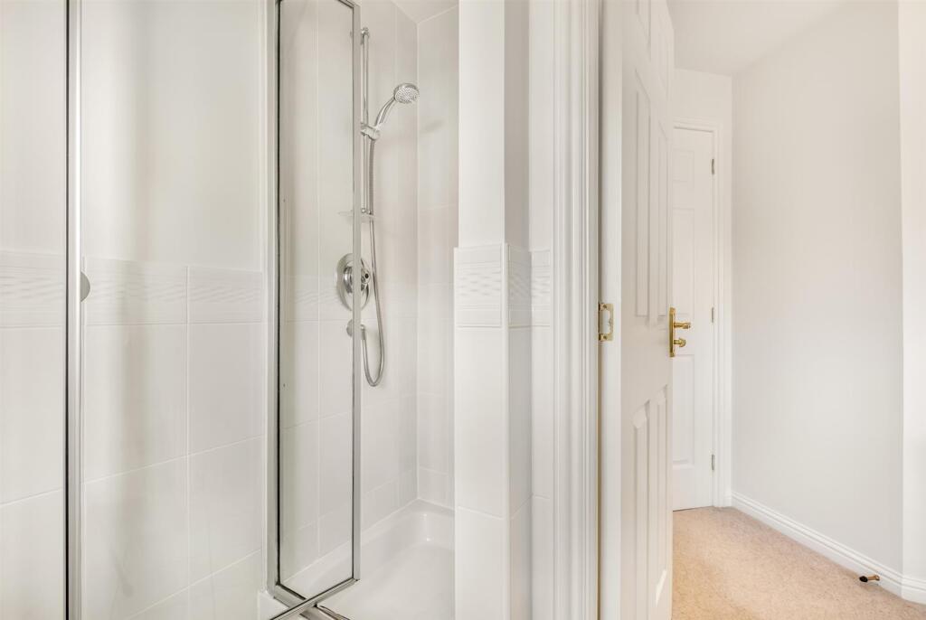 24 Nicoll Place (22).jpg