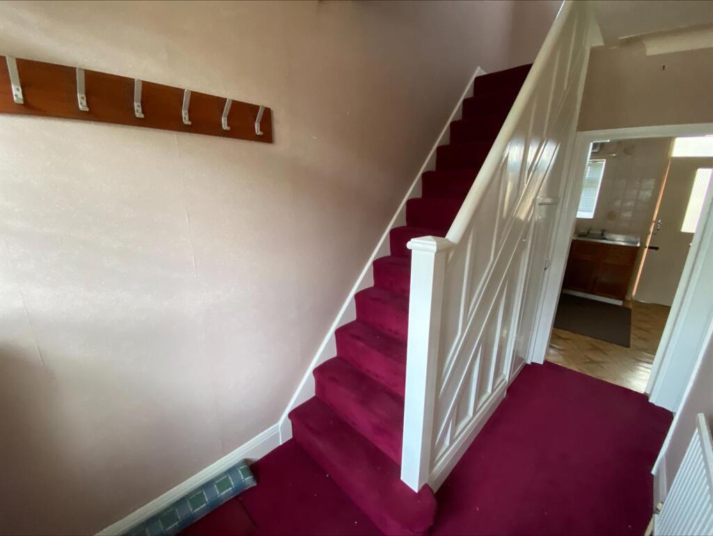 Bramleys Estate Agents - Trenton Road - Batley (13