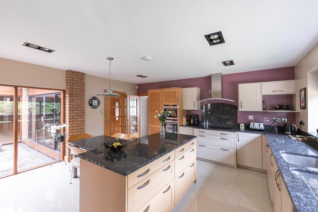 KITCHEN 4