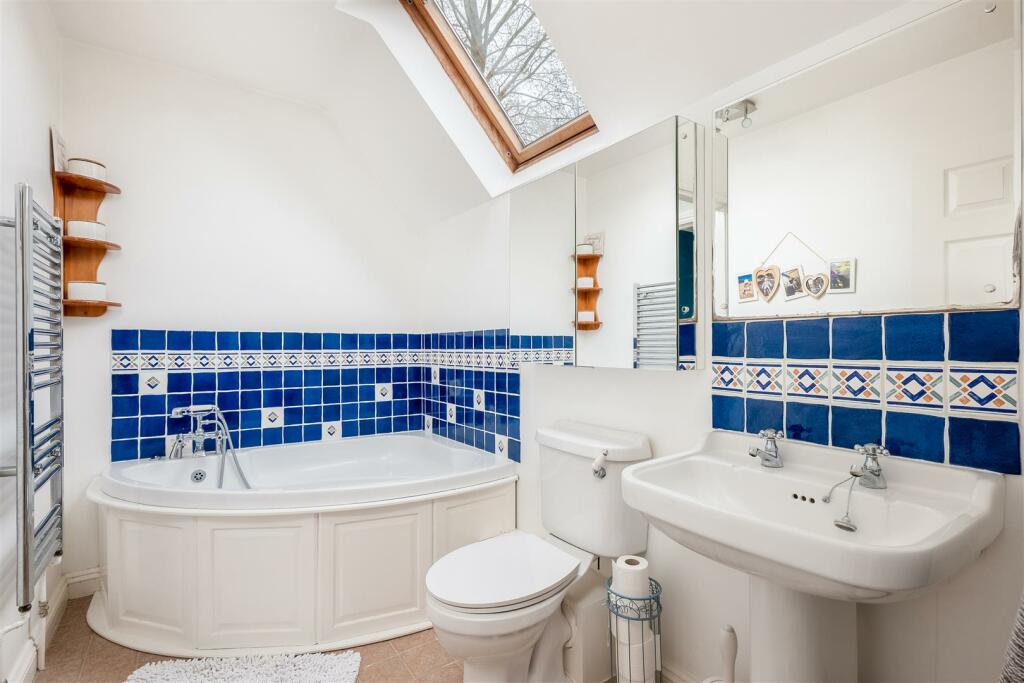 15 Withers Way-9.jpg