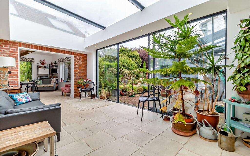 Garden Room