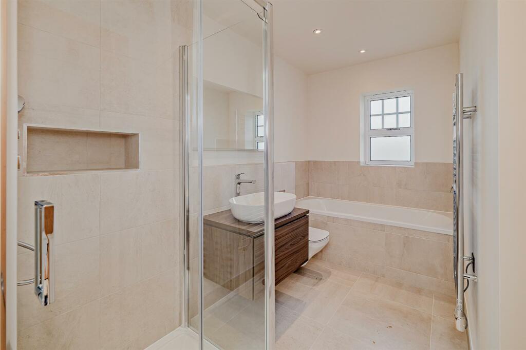 8625933-stills-interior05(1)-800.jpg