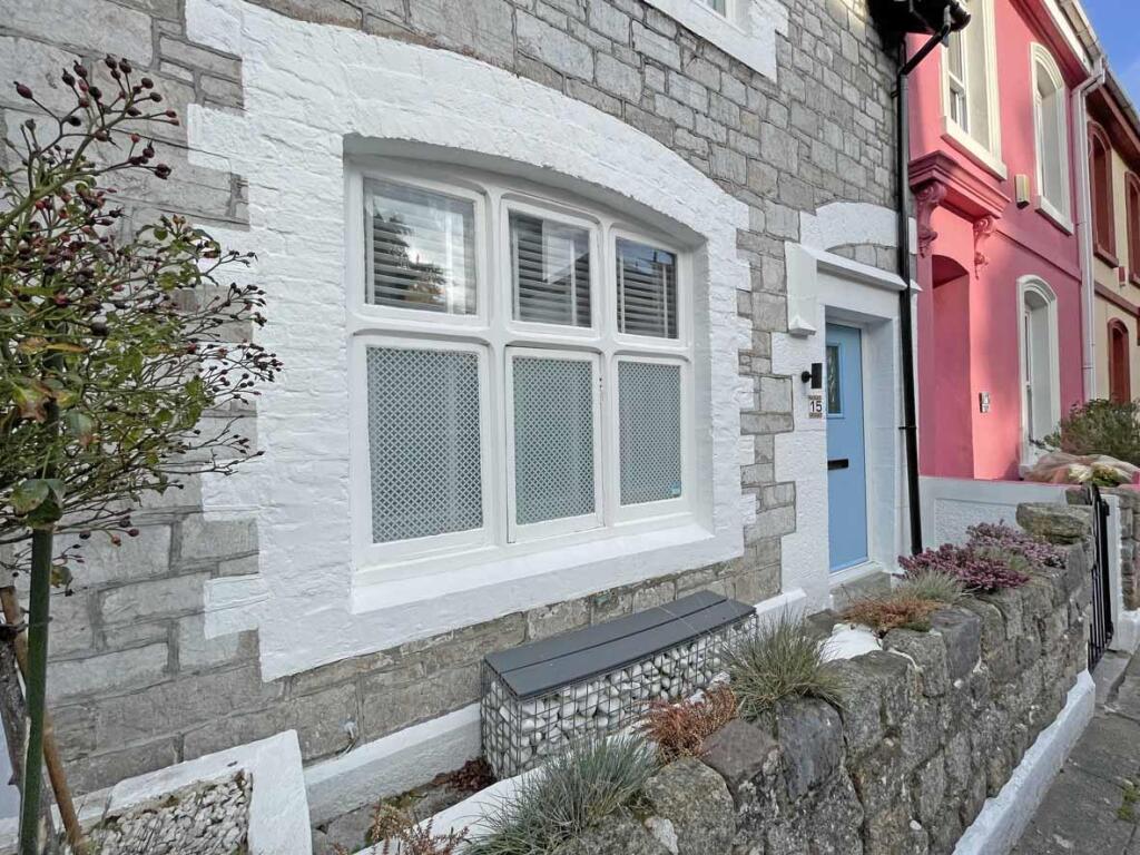 Hotham Place 15 Entrance...jpg