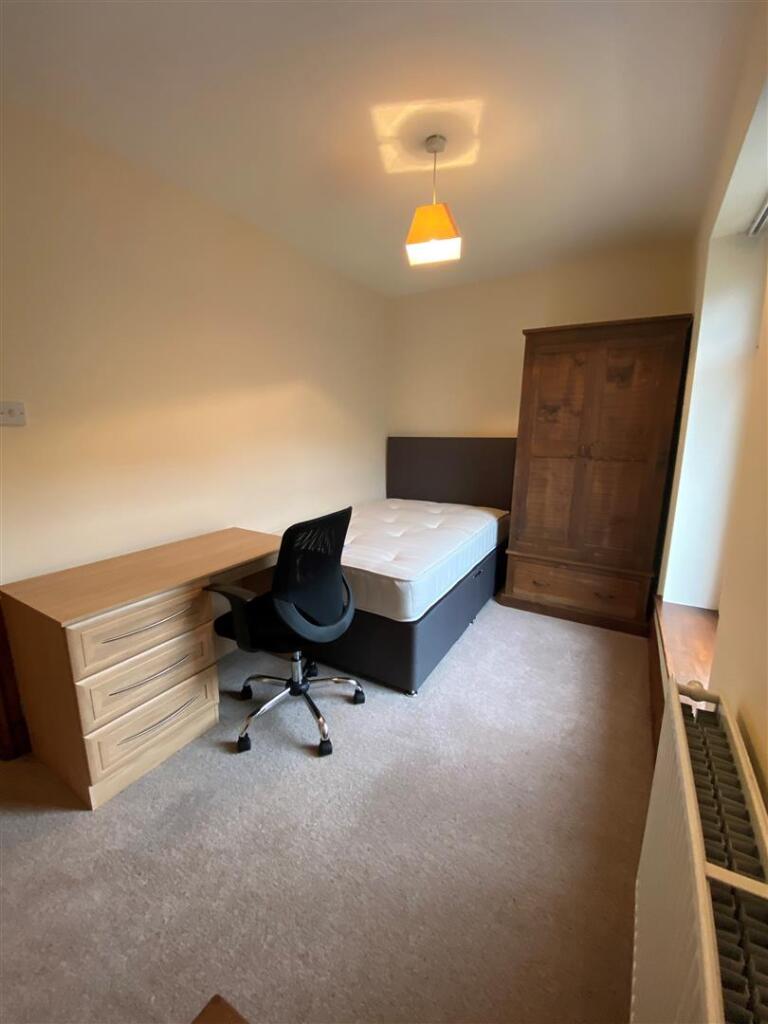 bedroom 2 use.jpeg
