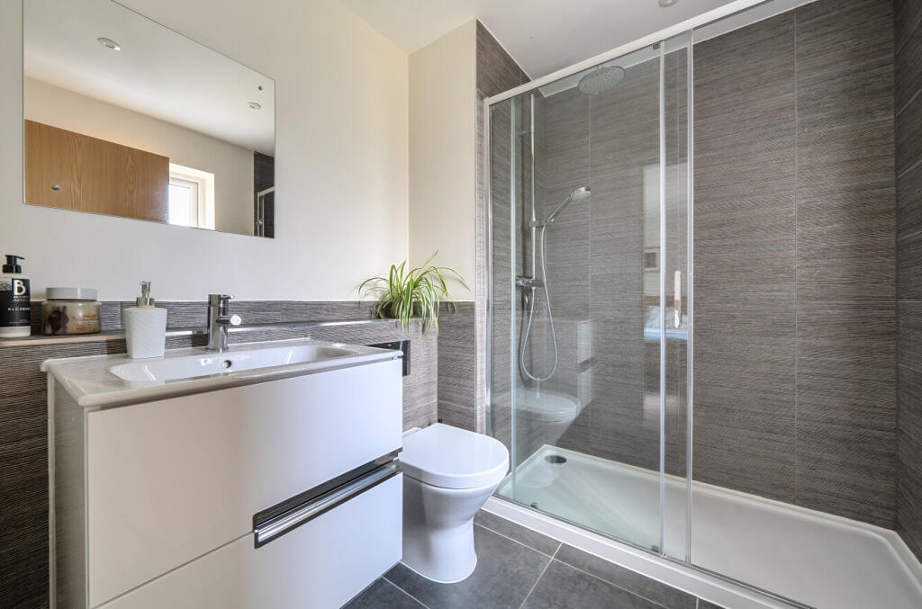 1332223-19-688a33...