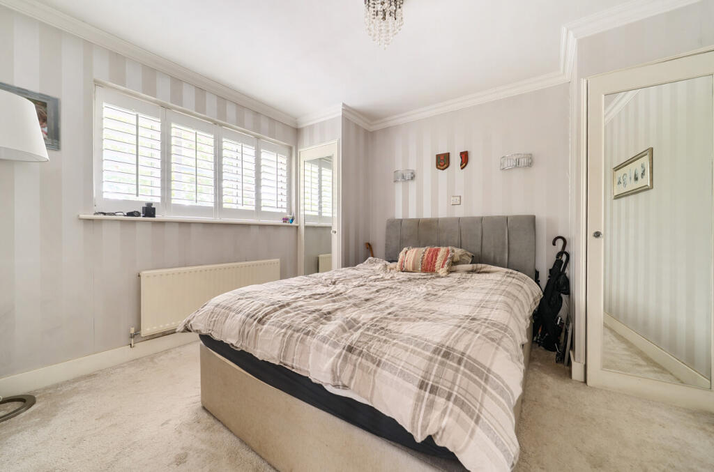 1336713-15-68a738...