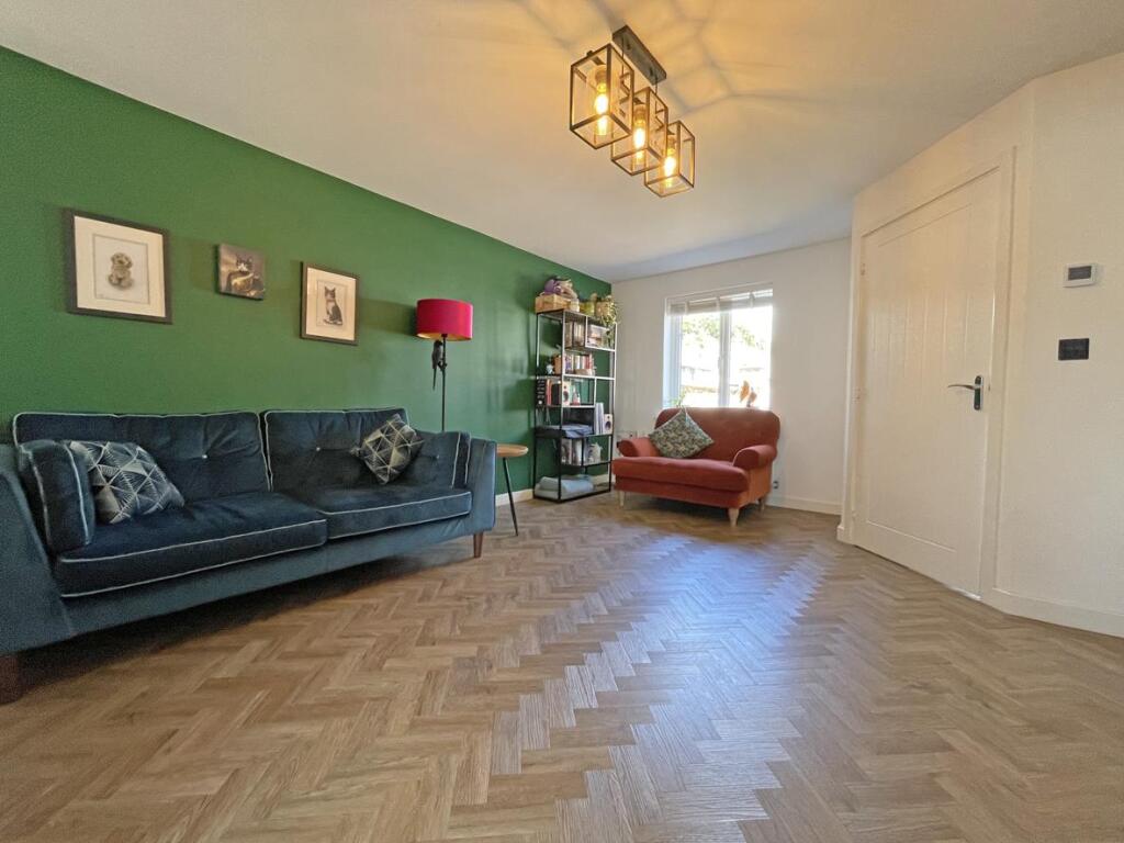 Haycroft Mews 21 - Living Room Three.jpg