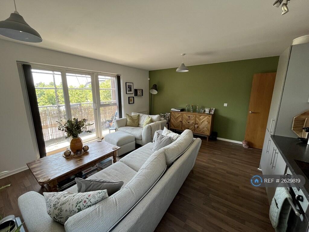 Living Room/Kitchen