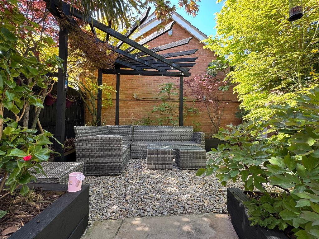 Relaxing garden space to enjoy