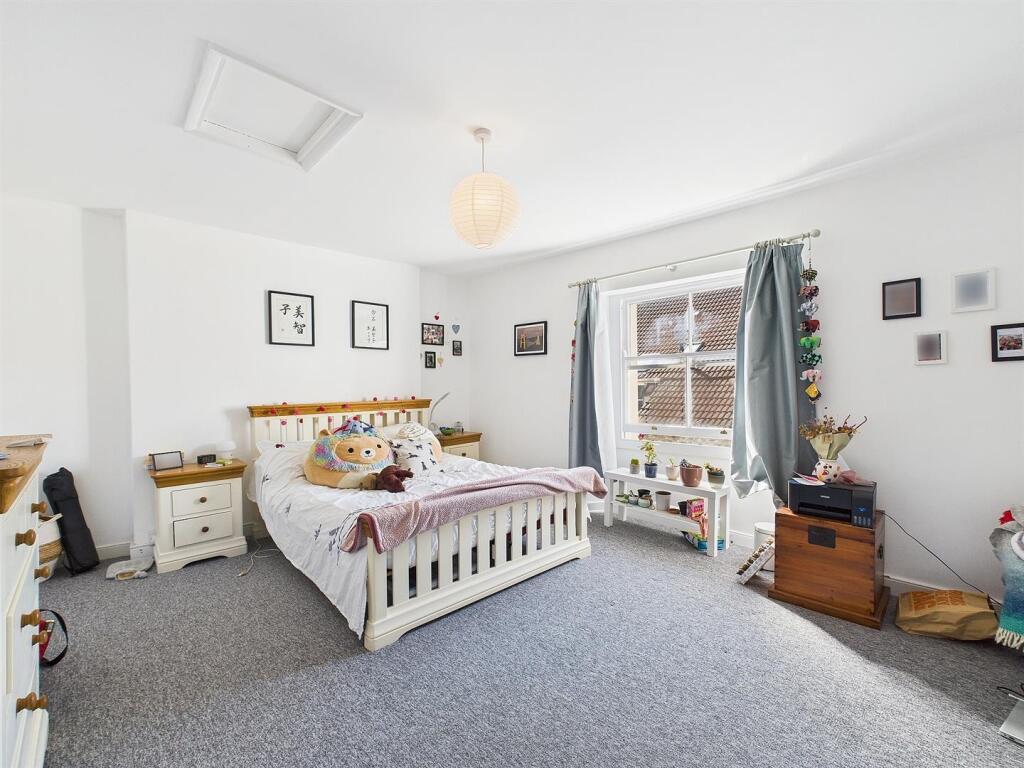 9 - Block of Flats for Auction, Kingsdown, Bristol