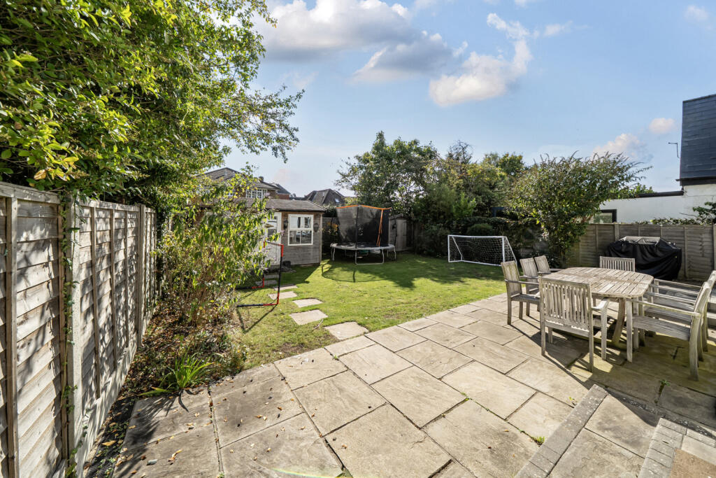 1360603-9-68dbe39...