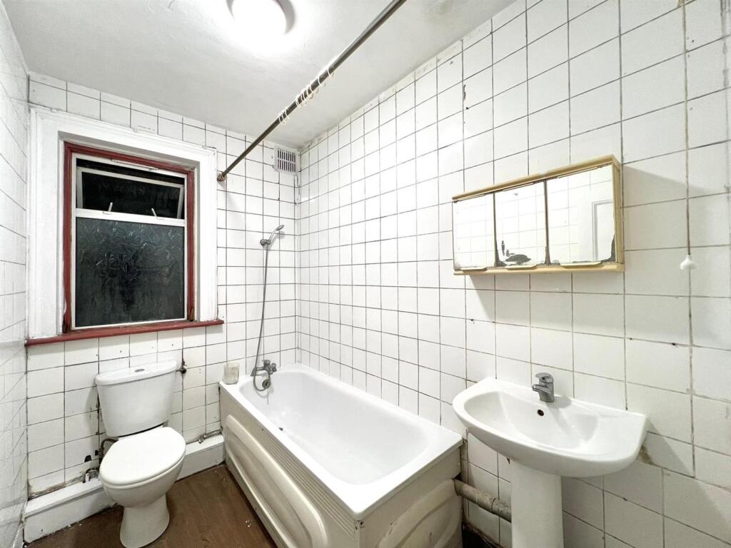 WhatsApp Image 2025-12-18 at 09.59.26 (2).jpeg