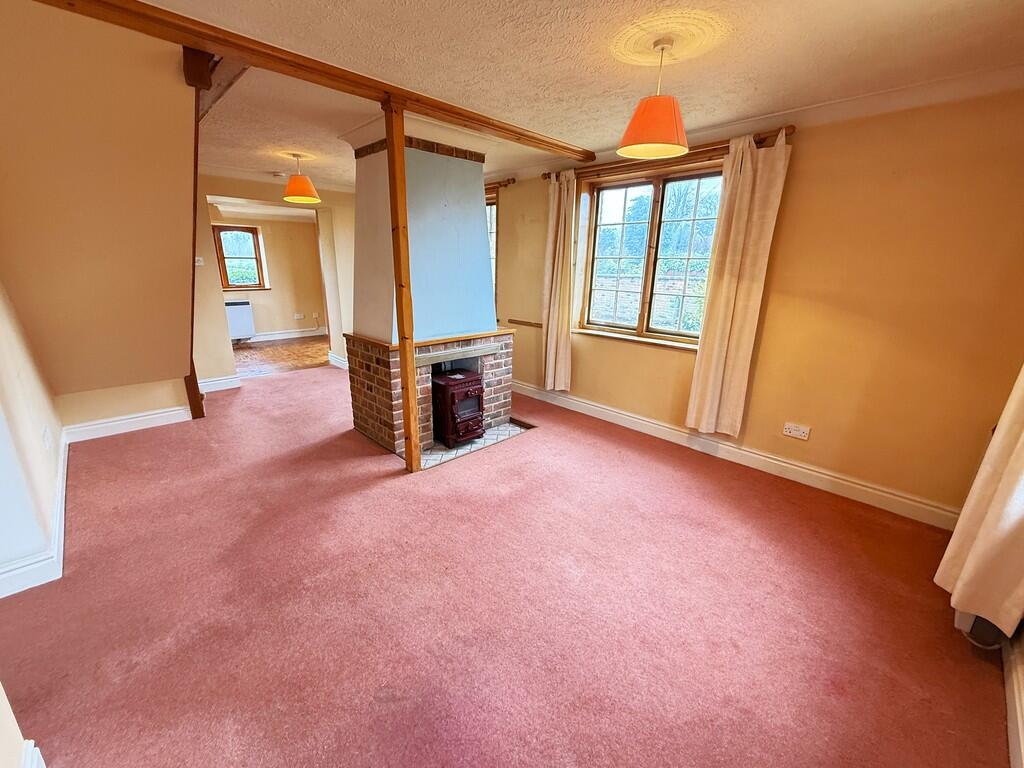 LIVING ROOM 1