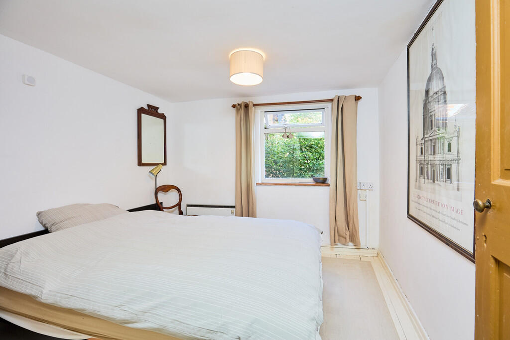 Edward Knight 202...