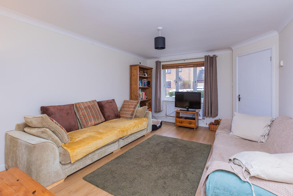 51 Willow Bed Close -8