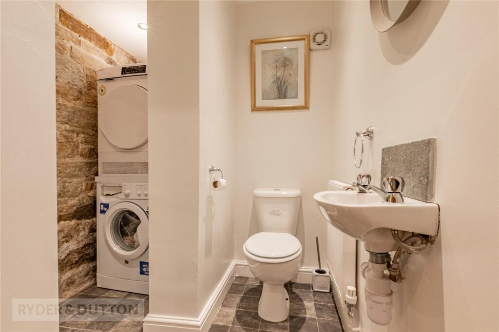 Guest Wc &amp; Utility