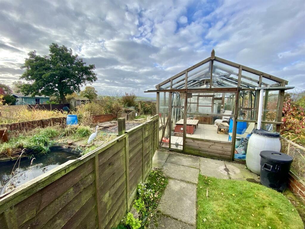 Bramleys Estate Agents - Slipper Lane - Mirfield (
