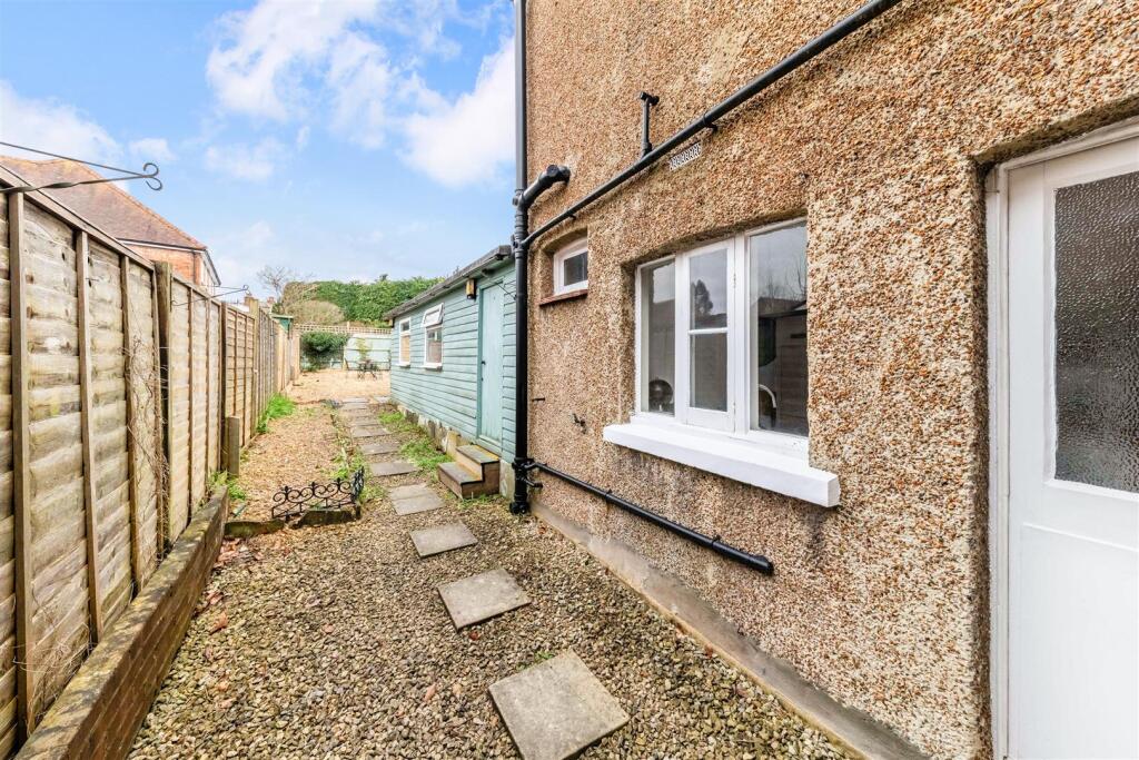 WALTON STREET, 24 AND 24A- (11).jpg